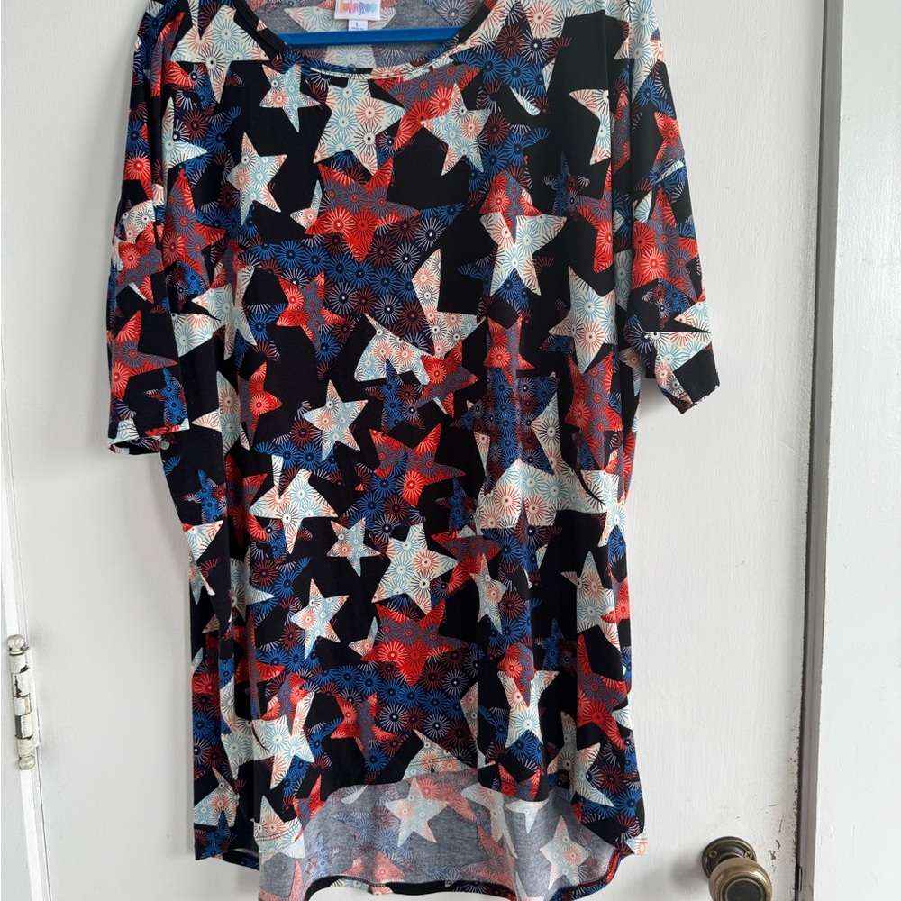 LuLaRoe Stars on black Fireworks Tunic Shirt